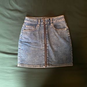 Zip Up Jean Skirt